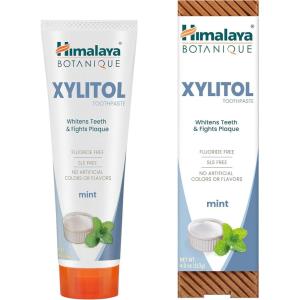 Himalaya Botanique Xylitol Toothpaste, Mint Flavor – Fluoride Free Toothpaste to Whiten Teeth, Fight Plaque and for Fresh Breath – Vegan, Gluten Free, No Artificial Flavors or Colors, 4 oz(4 Ounce (Pack of 1))
